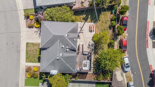 583 Hawthorne Avenue, San Bruno CA: https://media.crmls.org/mediaz/179bc2ea-40d0-4859-9802-881150941da9.jpg