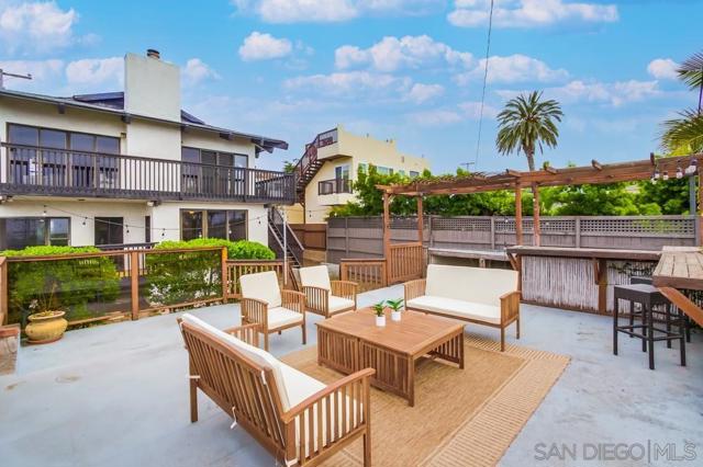 2068 Guizot St, San Diego CA: https://media.crmls.org/mediaz/179f3a1a-41f3-4d1a-82b4-4b2dfab1aa73.jpg