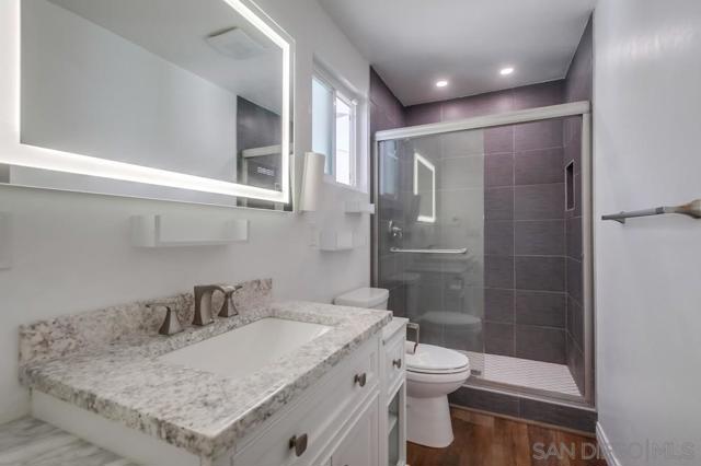 6926 28 Amherst St, San Diego CA: https://media.crmls.org/mediaz/179f7fdb-0db9-4bf8-b38c-177cdf1f1fe8.jpg