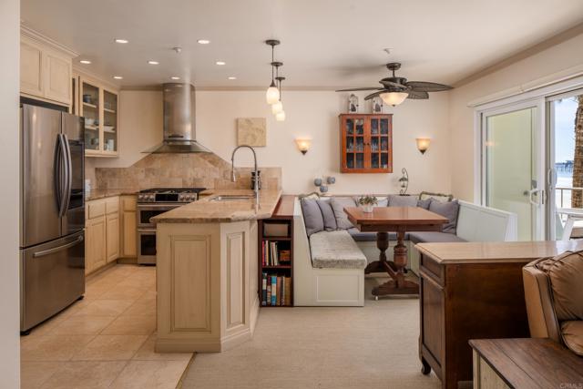 Detail Gallery Image 10 of 73 For 600 N the Strand #44,  Oceanside,  CA 92054 - 2 Beds | 2 Baths