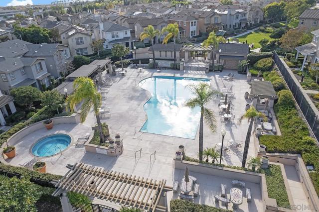 1670 Grasshopper Ln, Chula Vista CA: https://media.crmls.org/mediaz/179fd452-291d-445f-a98a-d55302d15e52.jpg