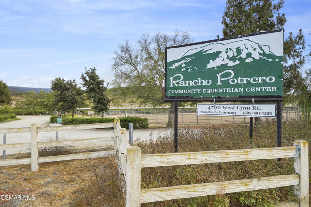 657 Via Vista Vista, Newbury Park CA: https://media.crmls.org/mediaz/17a0c746-7ace-4019-9ffc-68c2cb97f3e3.jpg