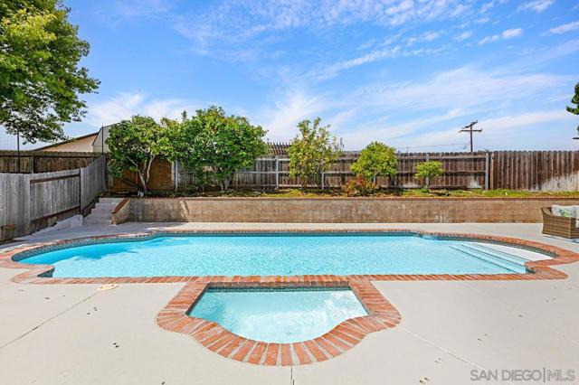 4755 Cather Ave, San Diego CA: https://media.crmls.org/mediaz/17a12b14-f472-4028-9de1-e913873affeb.jpg