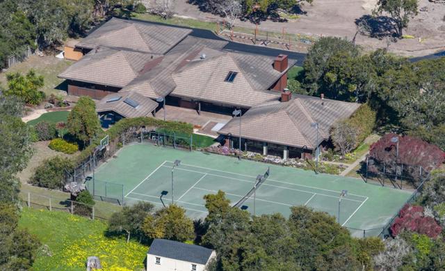 1474 Deer Flat Road, Monterey CA: https://media.crmls.org/mediaz/17a1e888-311f-4e09-97ad-97498edcb392.jpg