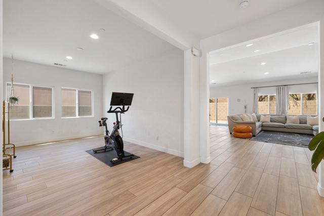 42939 Cowboy Court, Indio CA: https://media.crmls.org/mediaz/17a1f152-f499-4ee5-9018-026d72155d1e.jpg