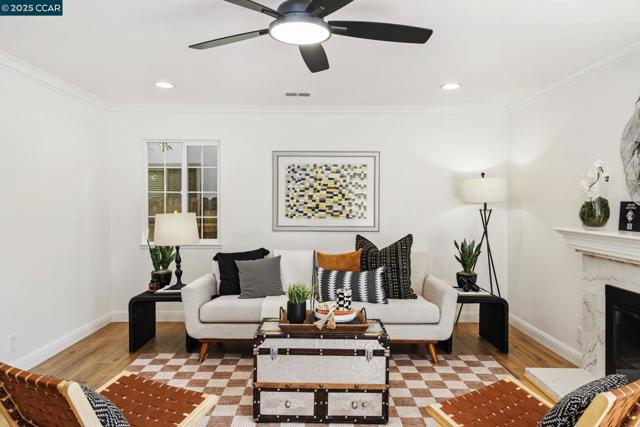 1950 Emerald St, Concord CA: https://media.crmls.org/mediaz/17a26066-8834-44c3-9fb8-571227e45090.jpg