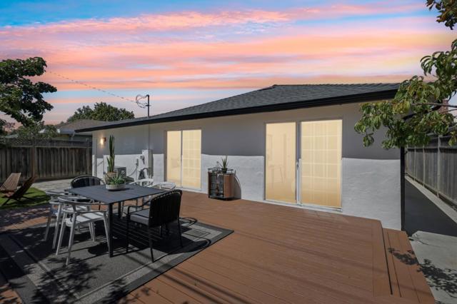 674 Manzanita Avenue, Sunnyvale CA: https://media.crmls.org/mediaz/17a26184-cd6d-44e4-9ad3-1af25a74f75b.jpg