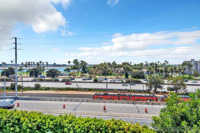 4245 Asher St, San Diego CA: https://media.crmls.org/mediaz/17a4d4de-df70-4a0a-9d70-967e523cc1e4.jpg