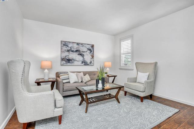 5618 Arcadia Cir, Discovery Bay CA: https://media.crmls.org/mediaz/17a50494-6324-4a22-beeb-62a46fa7fe94.jpg