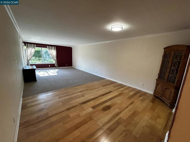 2055 Cactus Ct, Walnut Creek CA: https://media.crmls.org/mediaz/17a54451-9e7a-4f77-b49d-bb59c9a3a0a0.jpg