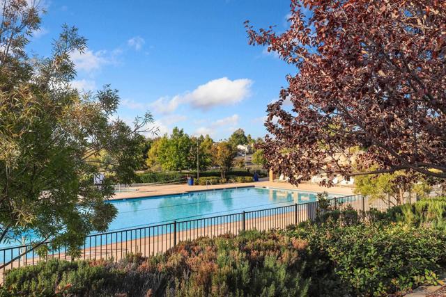 40998 Promenade Chardonnay Hls, Temecula CA: https://media.crmls.org/mediaz/17a61d86-1924-4844-889a-72222cfda01e.jpg