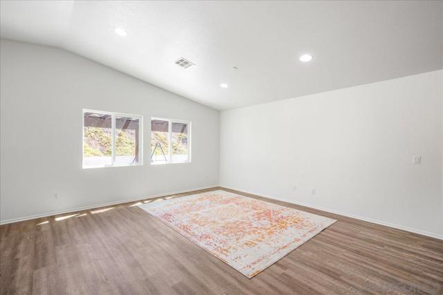 33129 Big Range Dr, Winchester CA: https://media.crmls.org/mediaz/17a83a32-165b-40ec-9f08-643a2c0484e8.jpg