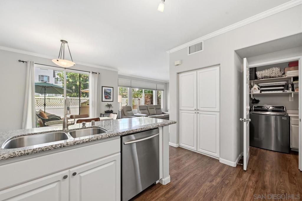 9633 Canyon Ter - photo 8