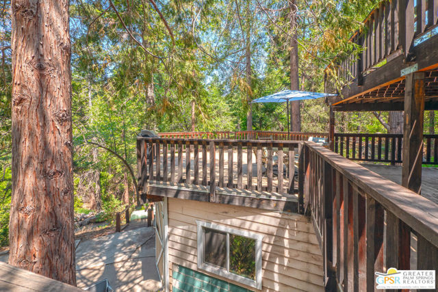 6307 Cedar Court, Angelus Oaks CA: https://media.crmls.org/mediaz/17a8b9d6-9bf6-4e43-b67b-93b60db33909.jpg