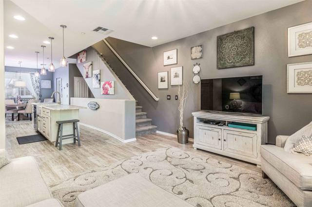 1393 Cattail Court, San Marcos CA: https://media.crmls.org/mediaz/17a8f272-62d3-4494-bd85-ea36823f6d73.jpg