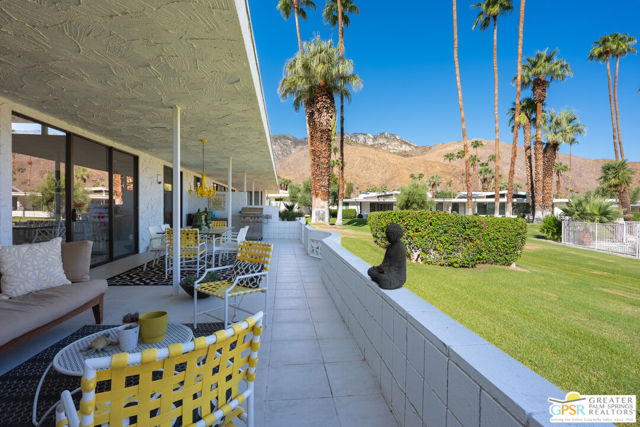 2324 Camino Vida, Palm Springs, CA 92264