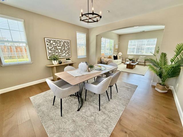 5825 Dresslar Cir, Livermore CA: https://media.crmls.org/mediaz/17abdf93-0720-4526-a7cb-ce65b4e3d969.jpg