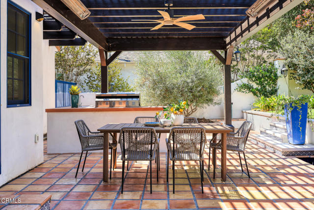 Detail Gallery Image 18 of 29 For 2044 Monterey Rd, South Pasadena,  CA 91030 - 4 Beds | 3 Baths