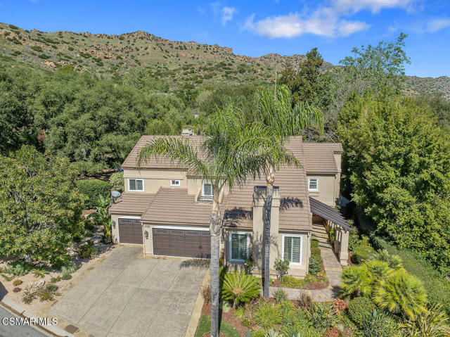 1732 Crooked Trail Place, Westlake Village CA: https://media.crmls.org/mediaz/17ac74d7-7d43-4f34-8b40-80a610376ef8.jpg