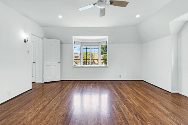8 Los Laureles Avenue, Salinas CA: https://media.crmls.org/mediaz/17ad4af5-a8d2-4acd-8b3f-31a21e0089bb.jpg