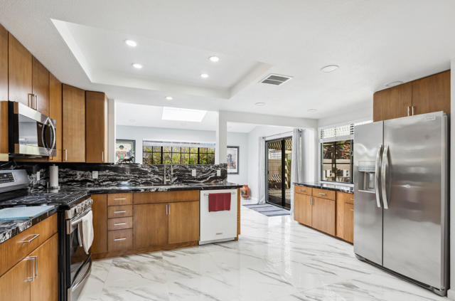 Image 3 of 20 For 43344 Mondavi Court A