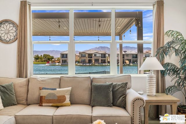 84621 Lago Breeza Drive, Indio CA: https://media.crmls.org/mediaz/17ae3bbc-30b6-45f7-8664-bdadcf3c6d54.jpg