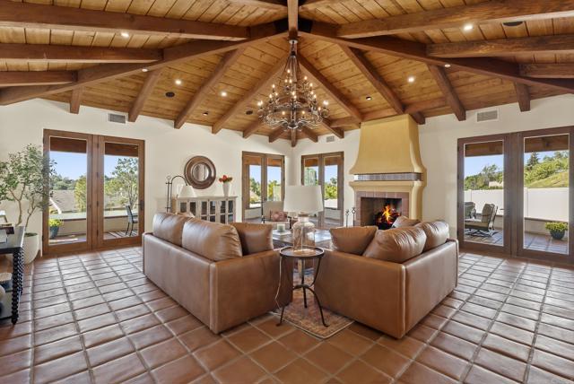 Detail Gallery Image 23 of 75 For 2525 Date Palm Ct, Vista,  CA 92084 - 3 Beds | 3/1 Baths