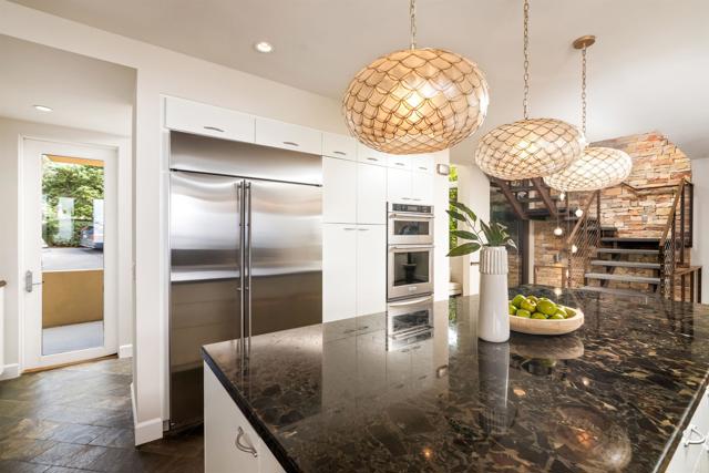 1876 Little Street, La Jolla CA: https://media.crmls.org/mediaz/17b02bc1-7893-4a13-85f9-83bfc9f914cf.jpg