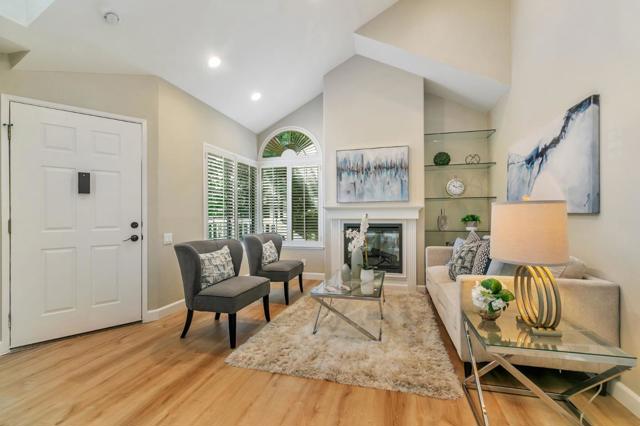 2712 Buena View Court, San Jose CA: https://media.crmls.org/mediaz/17b0e6f5-9464-4173-b9aa-230005495e2b.jpg