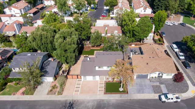 1984 Brooktree Way, Pleasanton CA: https://media.crmls.org/mediaz/17b2d1aa-9471-4e7b-a11c-54eb0fd378c7.jpg