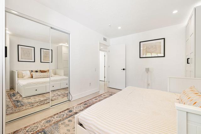 1055 E Louise Drive, Palm Springs, CA 92262
