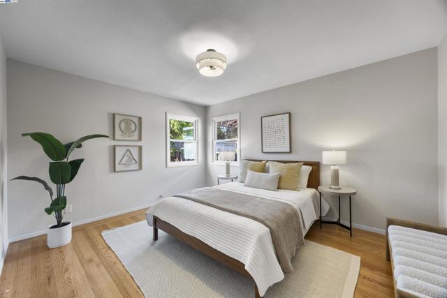 1748 Wesley Ave, El Cerrito CA: https://media.crmls.org/mediaz/17b3a2c2-2a96-4973-ae31-9153a260e1b2.jpg