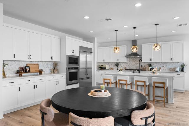 Image 7 of 51 For 1567 Corte Botanicas