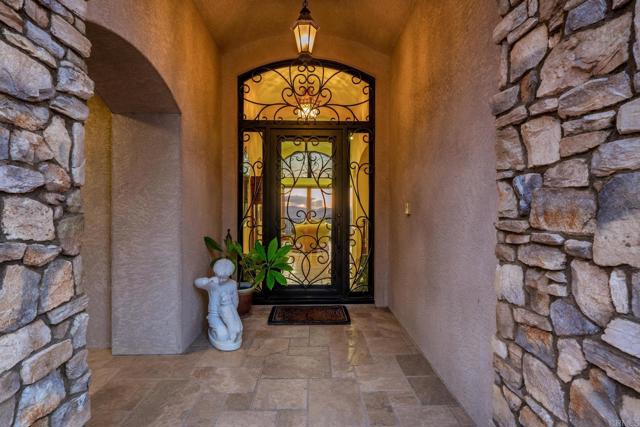 Detail Gallery Image 3 of 69 For 14817 Highland Valley Rd, Escondido,  CA 92025 - 6 Beds | 5 Baths