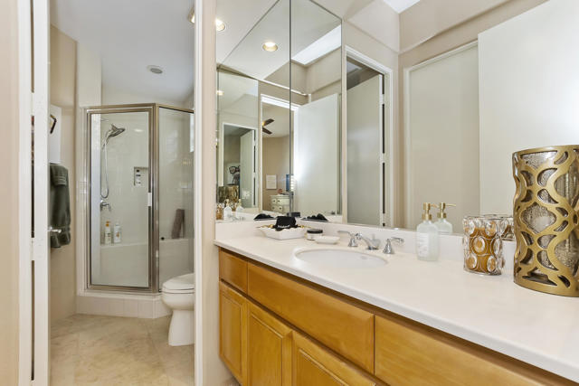 79918 Mission E Drive, La Quinta CA: https://media.crmls.org/mediaz/17b4add4-2ae0-44f8-b0e7-a67d52e70009.jpg
