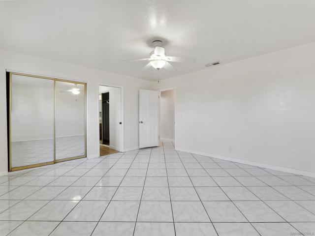 1621 Lilac, Ramona CA: https://media.crmls.org/mediaz/17b6c88d-9a1a-4a33-aba2-fcb748b4fa39.jpg