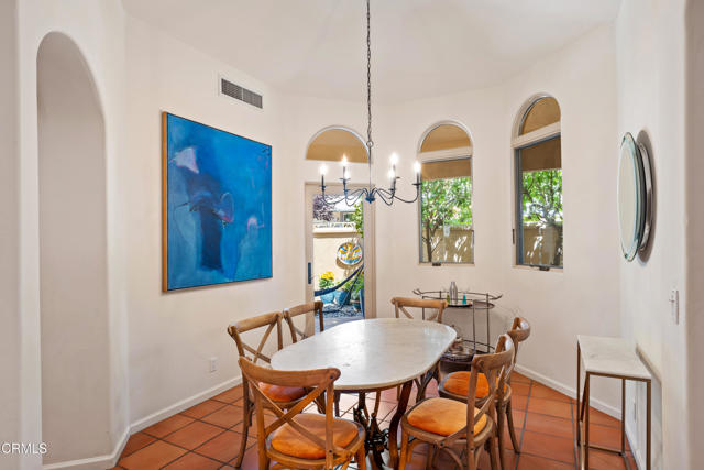 212 S Montgomery Street, Ojai CA: https://media.crmls.org/mediaz/17b6ede8-c864-4415-9f20-9c2b2e56c134.jpg