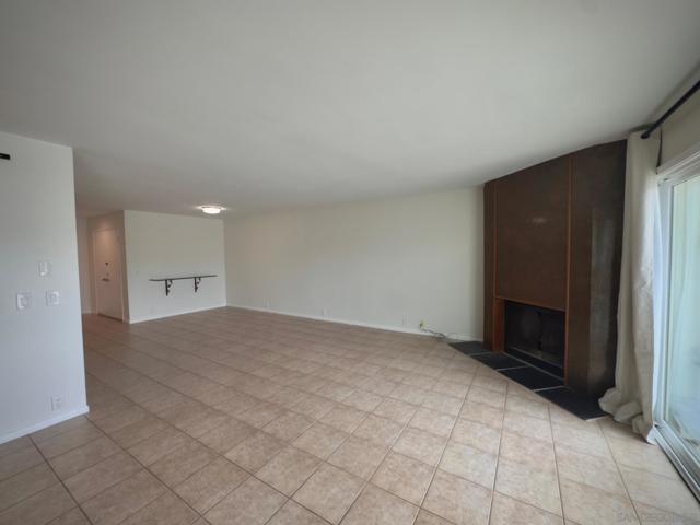 79 Antigua CT, Coronado CA: https://media.crmls.org/mediaz/17b7ec7a-7a86-42ad-9255-ec105d74e9a2.jpg
