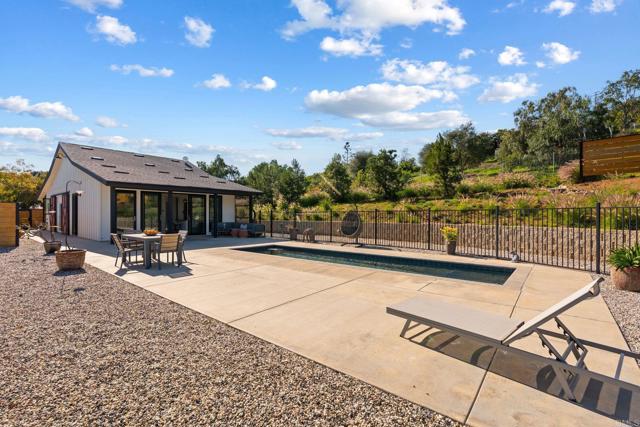 Detail Gallery Image 47 of 75 For 6937 Kellyn Ln, Vista,  CA 92084 - 4 Beds | 4/1 Baths