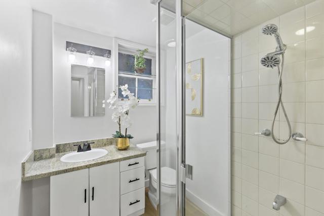 60 Stonecrest Drive, San Francisco CA: https://media.crmls.org/mediaz/17bb4812-1e1d-4da8-94ef-0e24c8170e69.jpg