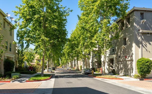 44 Muller Place, San Jose CA: https://media.crmls.org/mediaz/17bb95c2-70a4-43d3-8c8b-cf4038e3d5fa.jpg