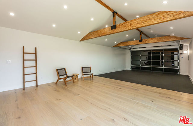 5259 Lewis Road, Agoura Hills CA: https://media.crmls.org/mediaz/17bc4a15-67cc-4d7a-a4c9-6b570cb88a25.jpg
