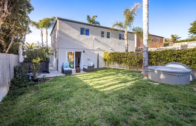 303 305 Sanford Street, Encinitas CA: https://media.crmls.org/mediaz/17bca770-ead1-4c5f-8b08-09fd91e1e322.jpg
