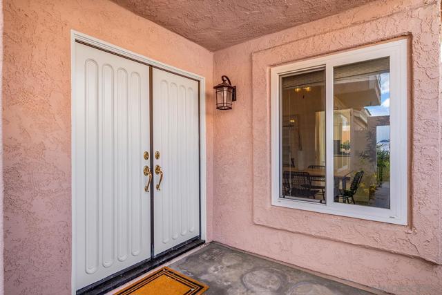 100 Tunapuna Lane, Coronado CA: https://media.crmls.org/mediaz/17bcafd8-5db9-4ec0-ab96-1afd3035fb71.jpg