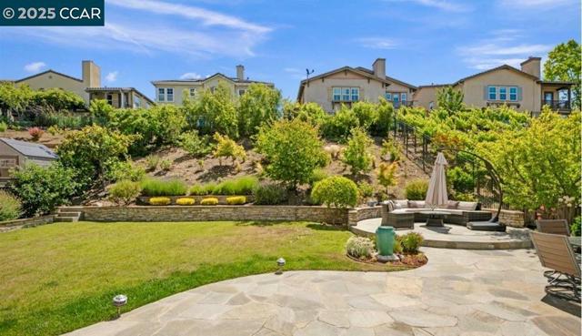 130 Arundel Dr, Hayward CA: https://media.crmls.org/mediaz/17bcb674-d43c-48b8-aa90-9d2b8b00aceb.jpg