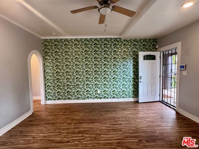 1151 E 15th Street, Long Beach CA: https://media.crmls.org/mediaz/17bcc6c4-2524-4fa5-bced-ff99fc1b5f97.jpg