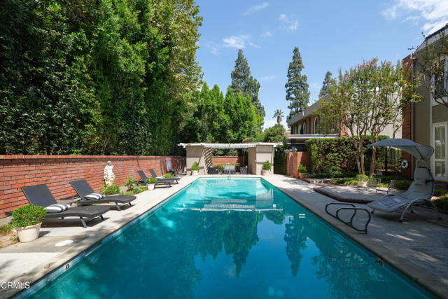 Detail Gallery Image 42 of 56 For 1105 S Orange Grove Bld, Pasadena,  CA 91105 - 3 Beds | 2/1 Baths