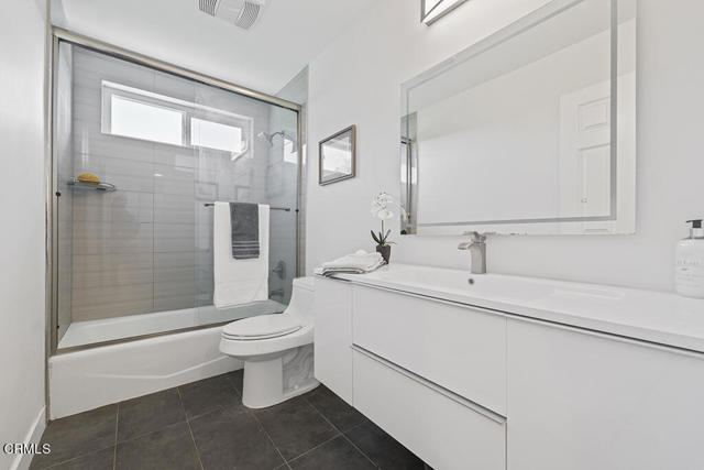 Detail Gallery Image 28 of 56 For 542 San Clemente Way, Camarillo,  CA 93010 - 4 Beds | 2/1 Baths