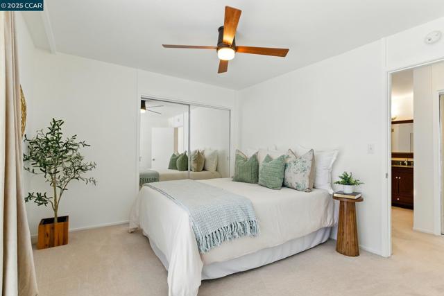 193 Montecito, Oakland CA: https://media.crmls.org/mediaz/17bdb0ff-8af8-47bb-bee3-ba9b920eb26e.jpg
