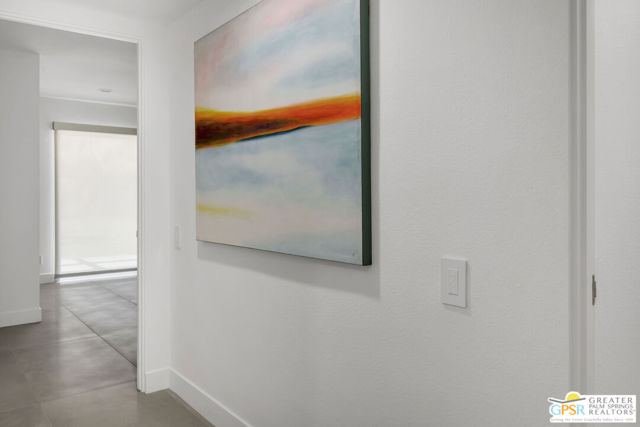 2566 S Calle Palo Fierro, Palm Springs CA: https://media.crmls.org/mediaz/17be2956-a688-4a94-b6da-0503bec6b44c.jpg